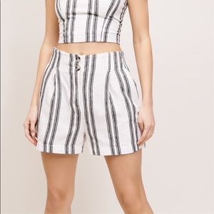 Linen Shorts new w/o tags